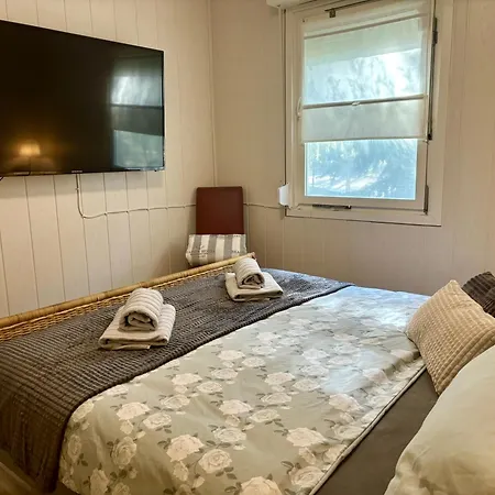 Bungalow-jessern Im Gruenen Mit Seeblick 슈빌록제