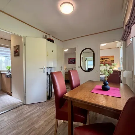 펜션 Bungalow-jessern Im Gruenen Mit Seeblick