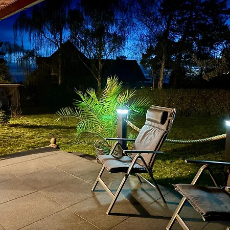 Bungalow-jessern Im Gruenen Mit Seeblick 펜션