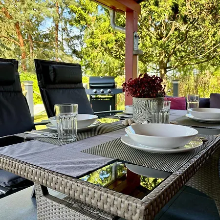 Bungalow-jessern Im Gruenen Mit Seeblick Holiday home Schwielochsee