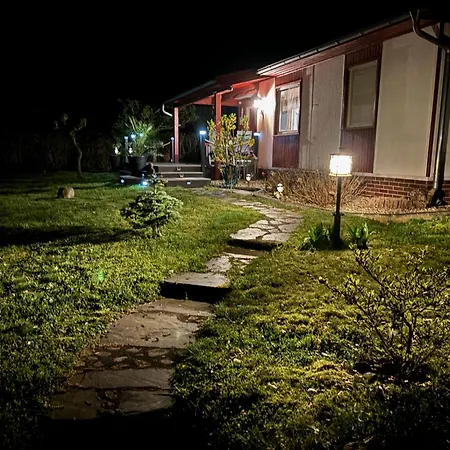 Bungalow-jessern Im Gruenen Mit Seeblick *