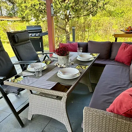Holiday home Bungalow-jessern Im Gruenen Mit Seeblick Schwielochsee