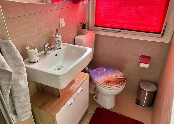 Feriehus Bungalow-jessern Im Gruenen Mit Seeblick *