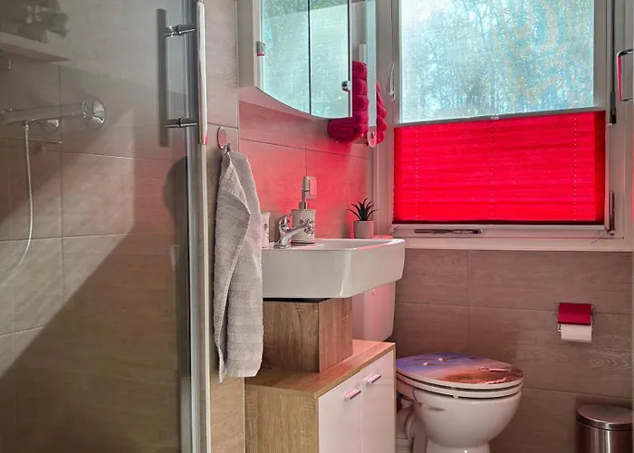 Bungalow-jessern Im Gruenen Mit Seeblick * Schwielochsee