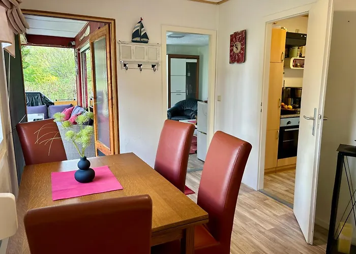 Bungalow-jessern Im Gruenen Mit Seeblick