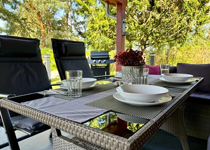 Bungalow-jessern Im Gruenen Mit Seeblick Feriehus Schwielochsee