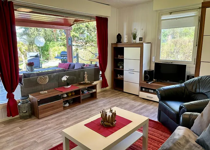 Bungalow-jessern Im Gruenen Mit Seeblick Schwielochsee