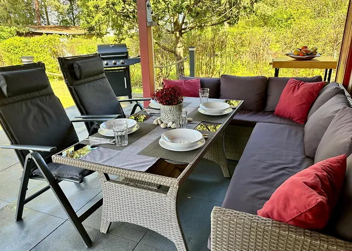 Feriehus Bungalow-jessern Im Gruenen Mit Seeblick Schwielochsee