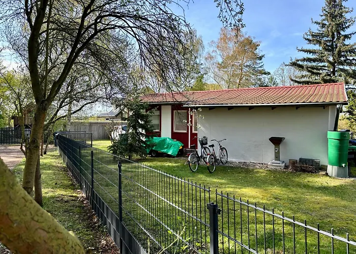 Bungalow-jessern Im Gruenen Mit Seeblick *