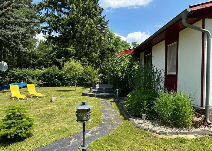 Bungalow-jessern Im Gruenen Mit Seeblick Schwielochsee